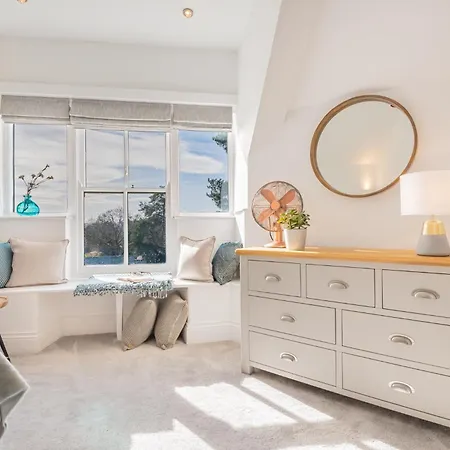 Grandsire Luxury 3 Bedroom * Windermere